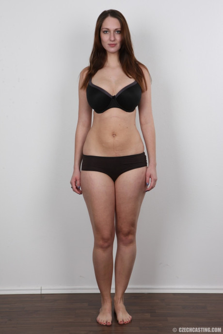 Amateur model Tereza undresses to model in the undressed for first time