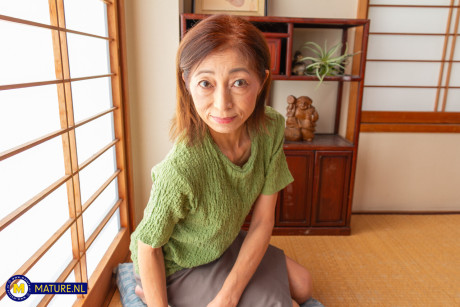 Mature NL starring Yayoi Fujisawa undressed Pics