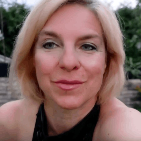 Ravishing mature blue-eyed India Baddie flaunts her hot curves and enormous juggs