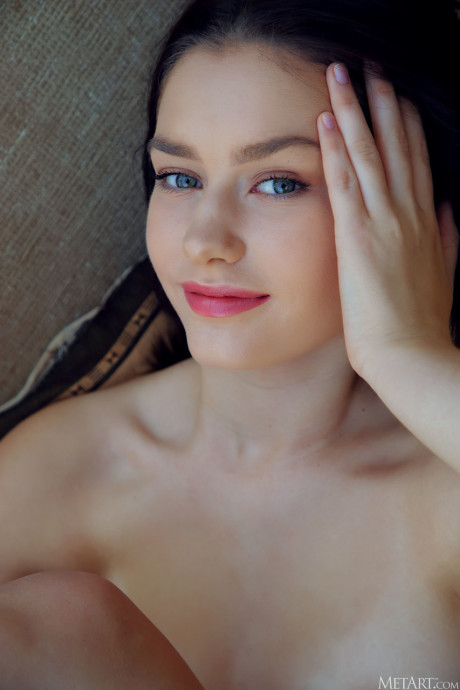 American model Kacy Lane bares her incredible body & holes in a solo