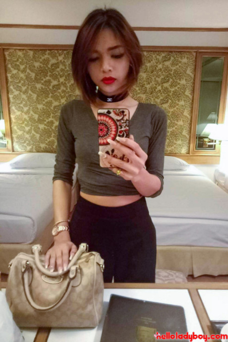 Hello t-girl