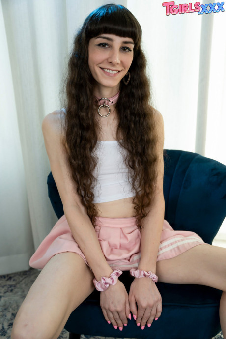 TGirls XXX Livi Doll