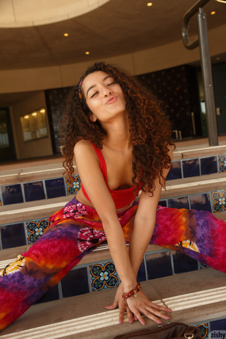 Young GF Lana Lovelace exposes her tiny boobies & hairy cunt in public