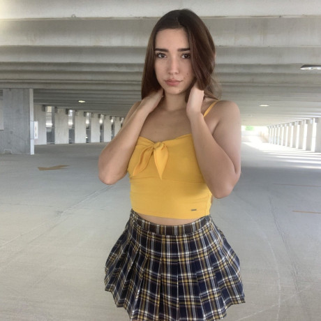 Wild amateur babe Samly Puff lifts her skirt up and shows her monstrous butt