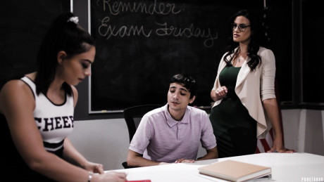 Brunette teacher Penny Barber watches a lovers of her students fuck