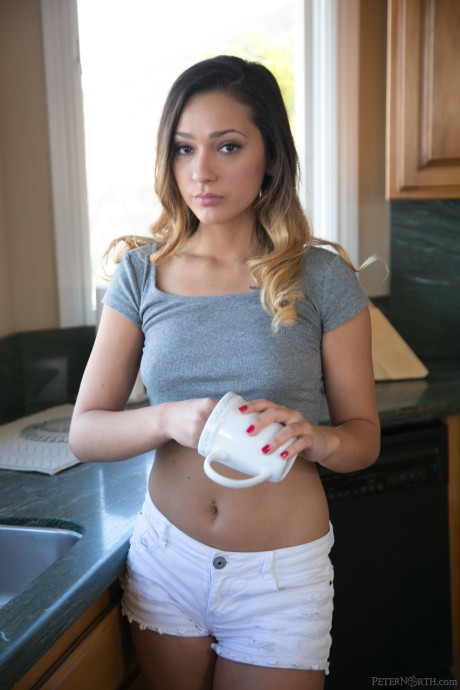 Young girl Jaye Summers strips and mounts her stepbrother on cuisine counter