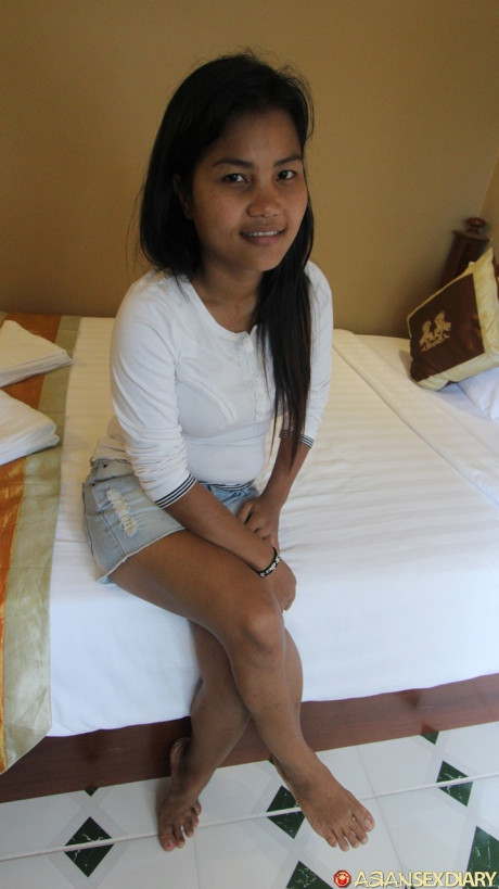 Chinese babe Shanti shows her creampied shaved cunt after POV sex