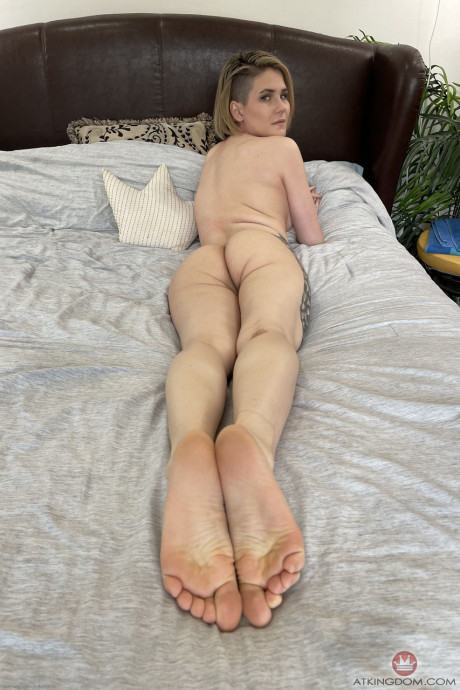 Blonde with a humongous booty Adalind Gray shows her inviting puffy twat up close