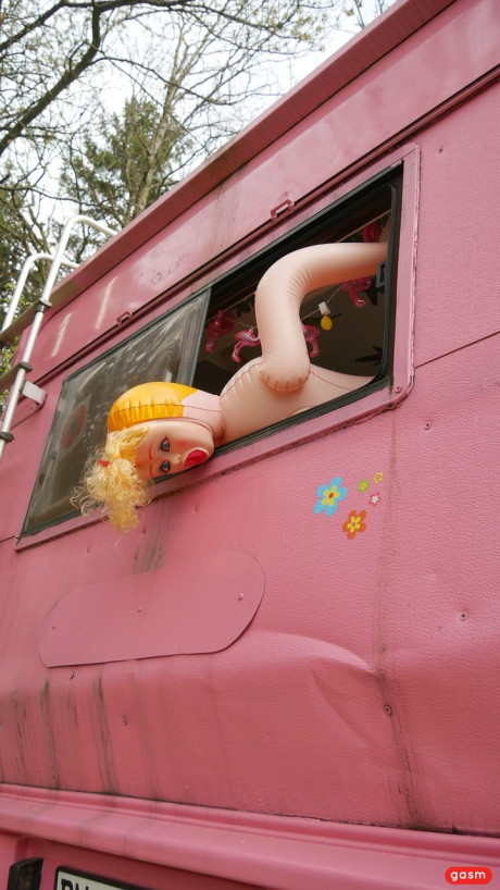 Brunette amateur Ruca gets seduced & rammed by an older guy in a shaggin' wagon