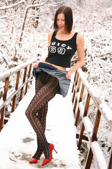 Porn Pics starring Suzie undressed Gallery