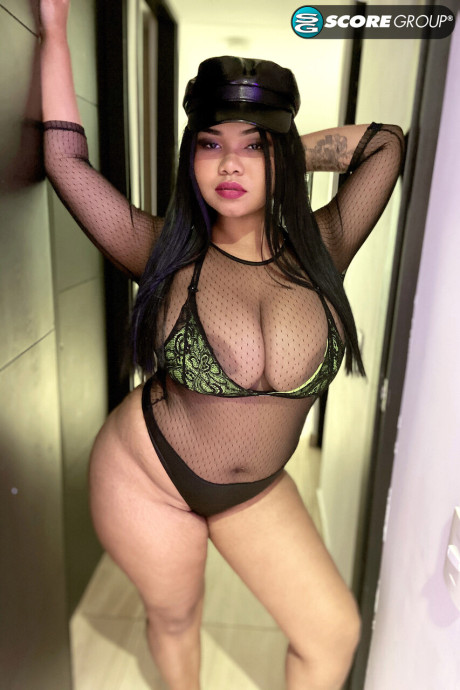 Hispanic Coochies featuring Naty XXX Porn Pics