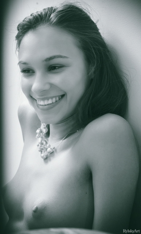 Rylsky Art performed by Alice Kiss Porn Photos