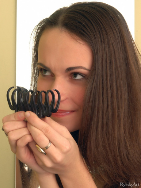 Rylsky Art performed by Alice Kiss Porn Photos