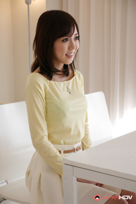 Asian sweetie Shiori Yamate reveals her hot boobs and licks a schlong in a car