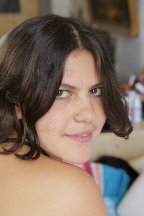 Chubby British bitch GF chick Beatrix poses naked on a bed and fully clothed in Berlin