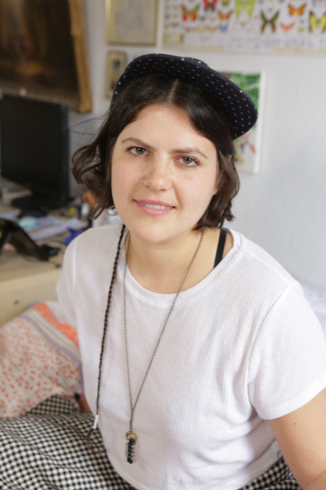 Chubby British bitch GF chick Beatrix poses naked on a bed and fully clothed in Berlin