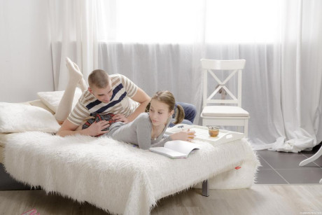 Fresh teen lady girl broad Dunya B screams as her BF penetrates her virgin anus