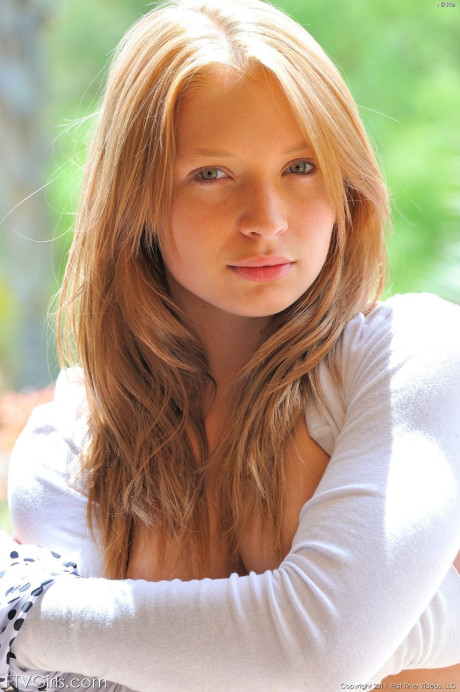 Petite amateur whore gf girl slowly reveals her tasty pussy and tiny titties in a solo