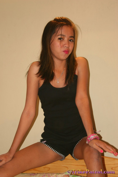 Stunning Filipina Grace Lopez takes a rod up her furry snatch POV style