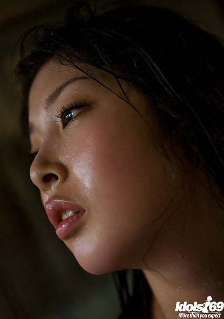 Bosomy asian beauty Saki Koto uncovering her seductive body