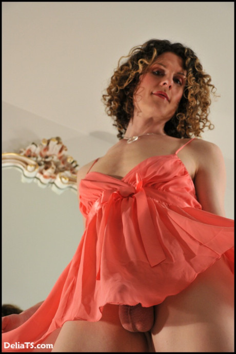 Delia tgirl performed by Delia transsexual Hot Porn