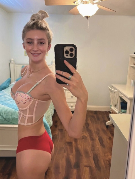 OnlyFans Hailey Sinclair starring Hailey Sinclair naked Porn Pics