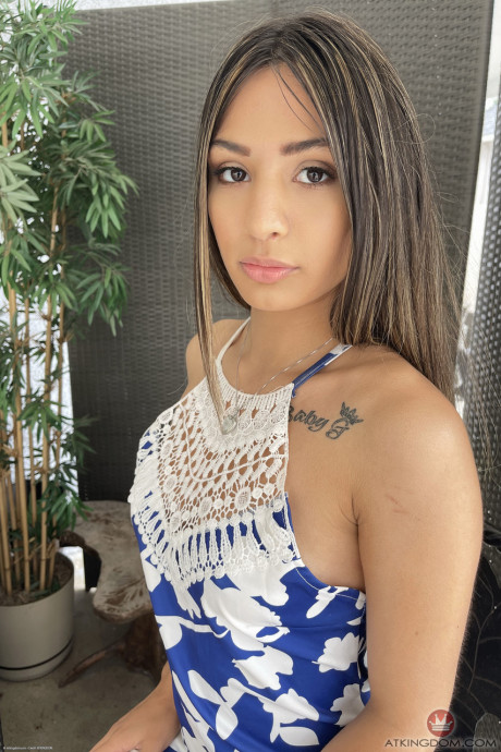 Ravishing sexy brunette babe Nina Nieves shows her shaved puffy twat up close