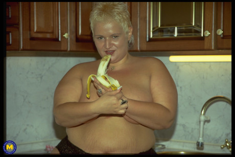 Eline XXX porn pics