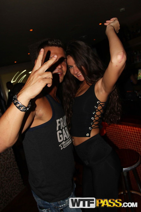 Horny couple end their night out by making a homemade porno