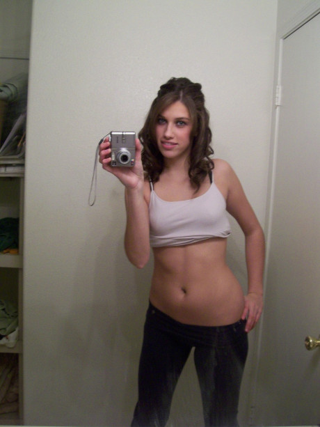 Teenie lady GF lady Photos Tiffany Thompson