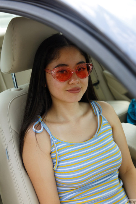 Zishy Lolita Minh