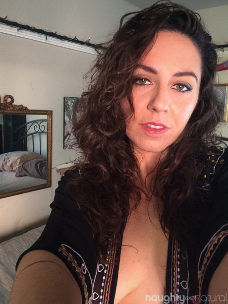 Kinky Natural Nikki Silver