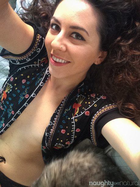 Kinky Natural Nikki Silver