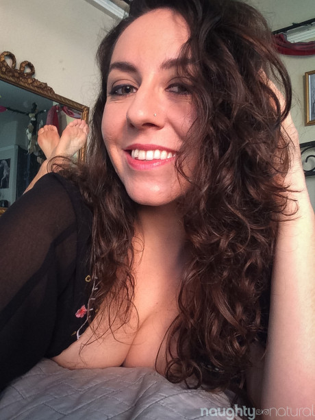 Kinky Natural Nikki Silver