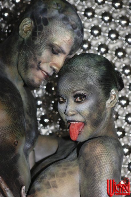 Curvy asian zombie Mika Tan getting brutally poked in the bathtub