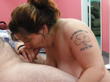 Chubby amateur girl Chloe gets down on her knees & shows her oral sex skills