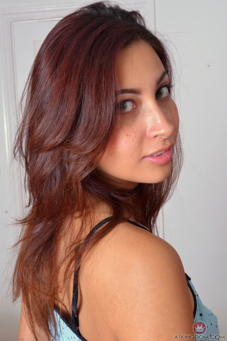 Petite hispanic Jade Jantzen spreads her muff and her big ass cheeks